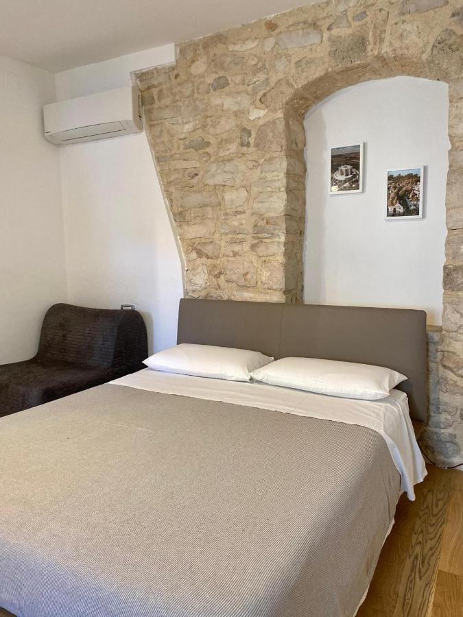 Altrelli Rooms Corato Exterior photo