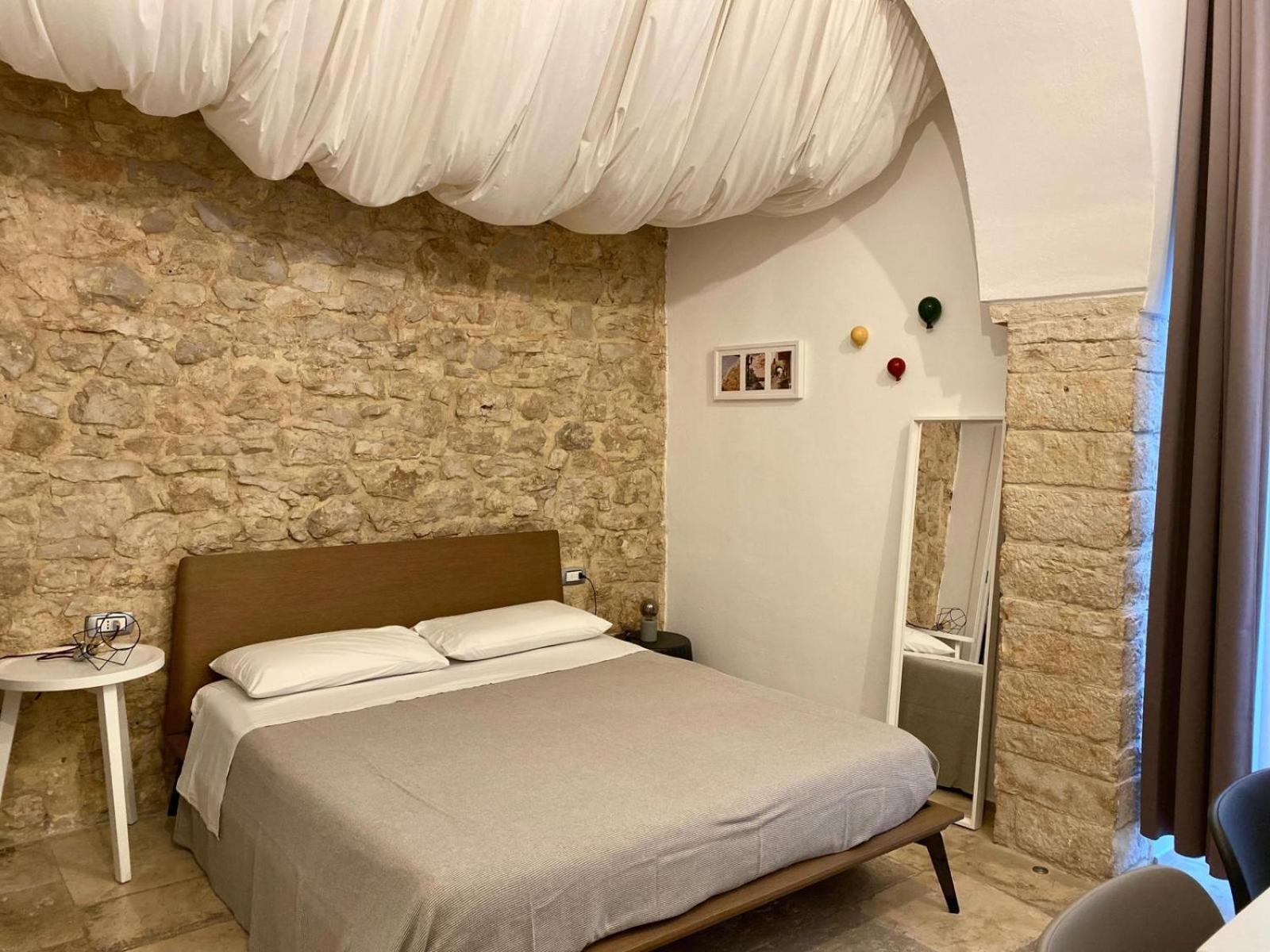 Altrelli Rooms Corato Exterior photo